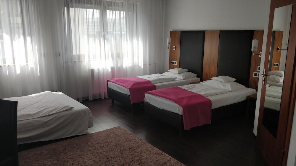 Hotel Stuttgart 21 Екстериор снимка